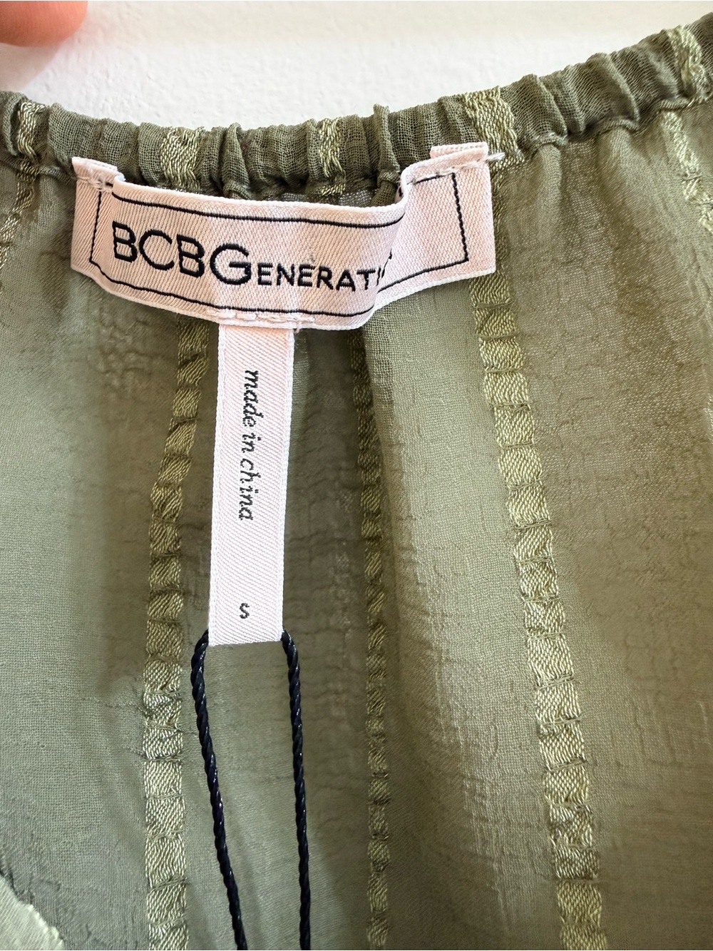 NWT BCBGeneration Olive Green Dobby Stripe Wrap Crop Blouse Small - Picture 2 of 13
